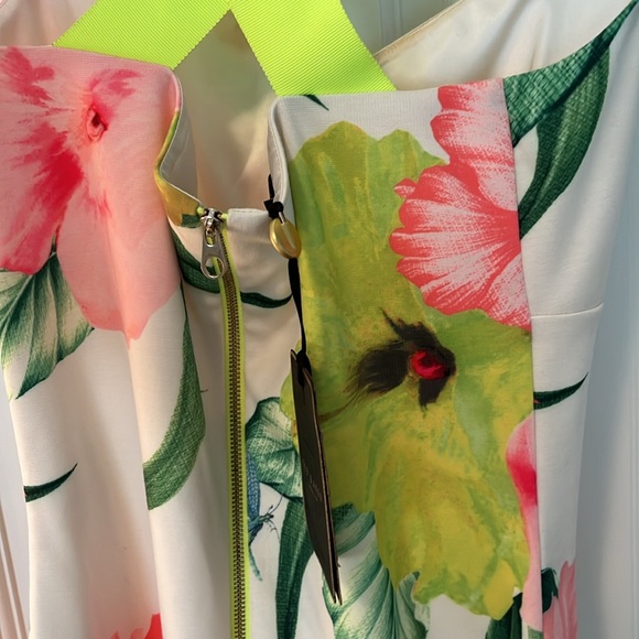 NWT  Ted Baker dress. - Picture 7 of 9